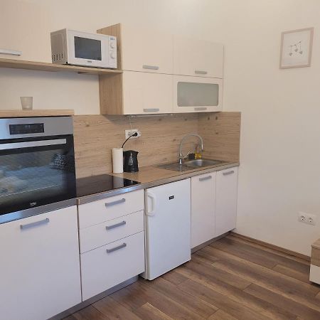 Rose Apartment Pécs Zewnętrze zdjęcie